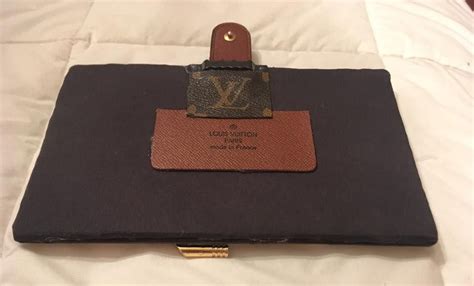 louis vuitton hanging wallet